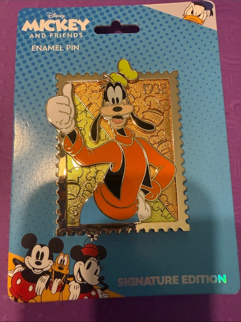 Disney Goofy PALM Royal Stamp Signature Edition 400- Pink à la Mode